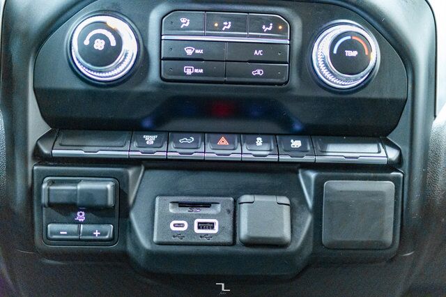 2023 GMC Sierra 3500HD 4x4 Crew Cab SLE Diesel BCam Red Deer AB