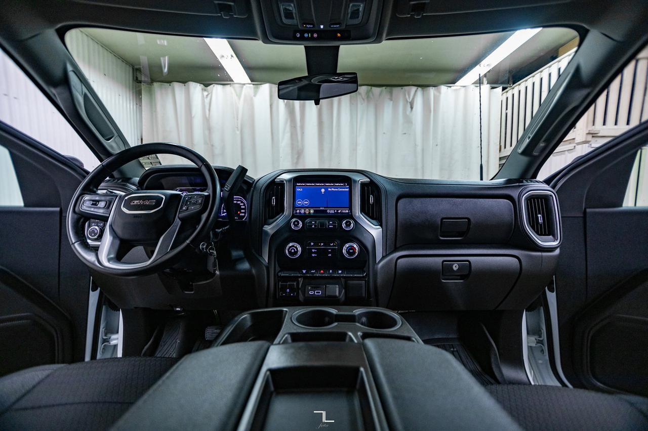 2023 GMC Sierra 3500HD 4x4 Crew Cab SLE Diesel BCam Red Deer AB