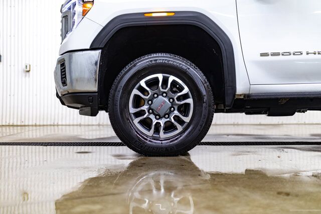 2023 GMC Sierra 3500HD 4x4 Crew Cab SLE Diesel BCam Red Deer AB