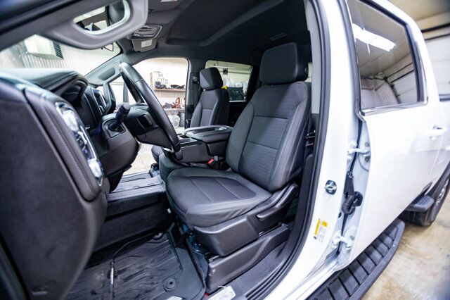 2023 GMC Sierra 3500HD 4x4 Crew Cab SLE Diesel BCam Red Deer AB