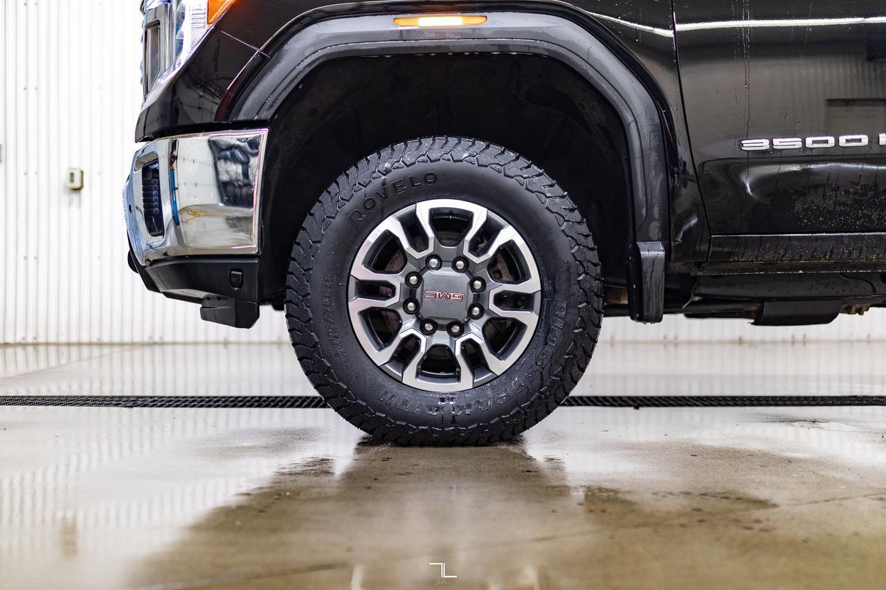 2023 GMC Sierra 3500HD 4x4 Crew Cab SLE Kodiak Diesel PSeat BCam Red Deer AB