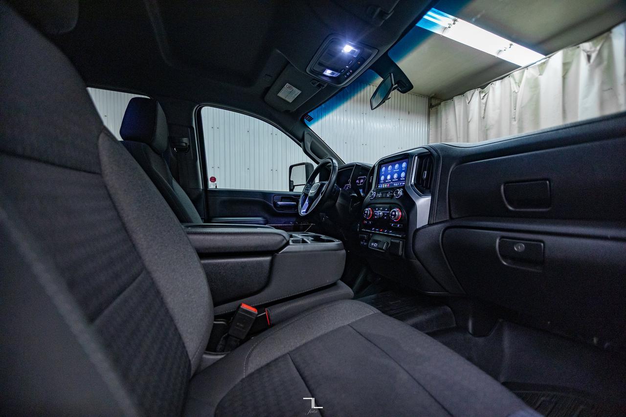 2023 GMC Sierra 3500HD 4x4 Crew Cab SLE Kodiak Diesel PSeat BCam Red Deer AB