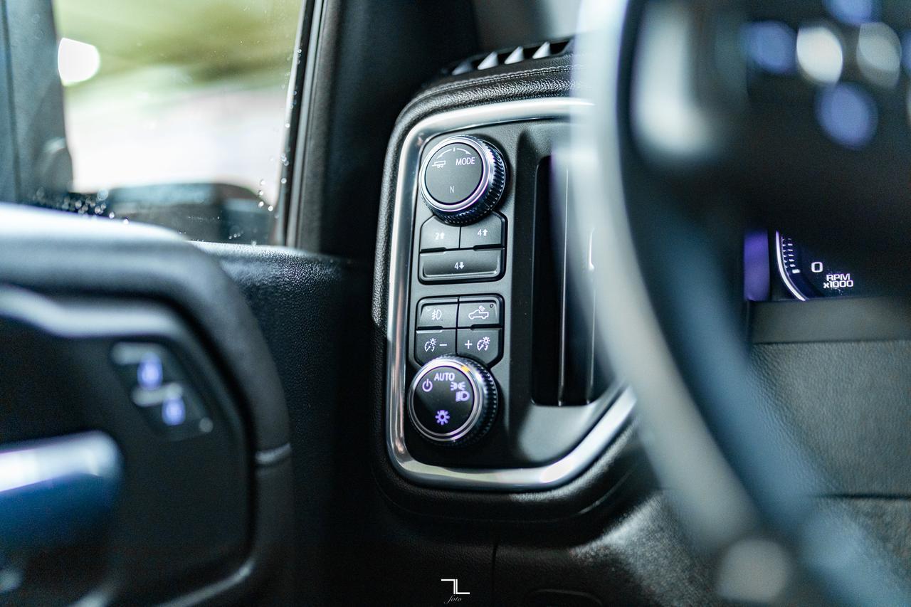 2023 GMC Sierra 3500HD 4x4 Crew Cab SLE Kodiak Diesel PSeat BCam Red Deer AB