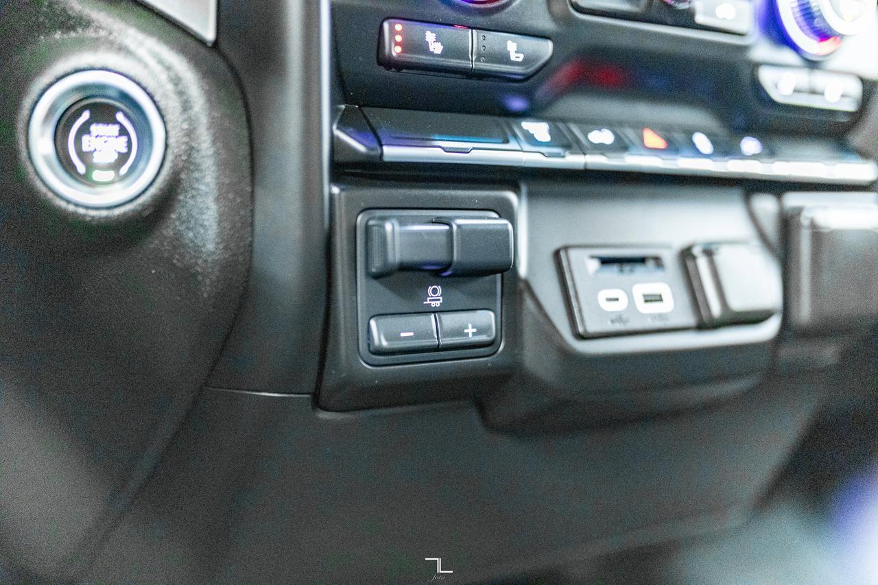 2023 GMC Sierra 3500HD 4x4 Crew Cab SLE Kodiak Diesel PSeat BCam Red Deer AB