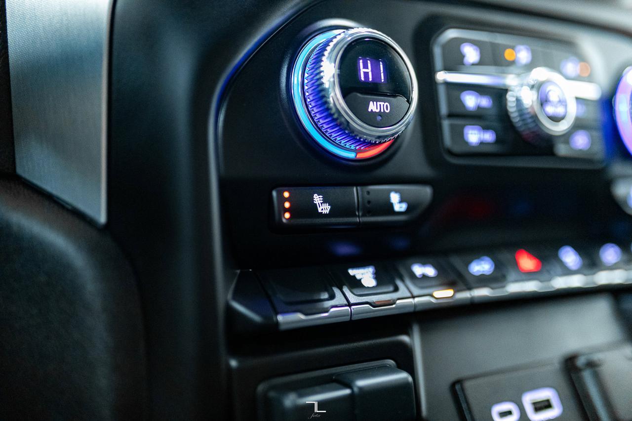 2023 GMC Sierra 3500HD 4x4 Crew Cab SLE X31 Diesel BCam Red Deer AB