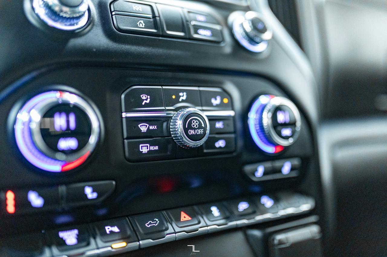 2023 GMC Sierra 3500HD 4x4 Crew Cab SLE X31 Diesel BCam Red Deer AB