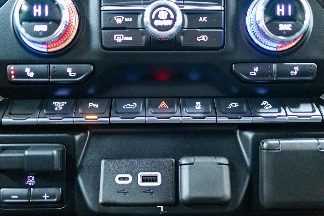 2023 GMC Sierra 3500HD 4x4 Crew Cab SLE X31 Diesel BCam Red Deer AB