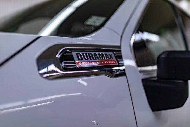 2023 GMC Sierra 3500HD 4x4 Crew Cab SLE X31 Diesel BCam Red Deer AB