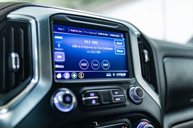 2023 GMC Sierra 3500HD 4x4 Crew Cab SLE X31 Diesel BCam Red Deer AB