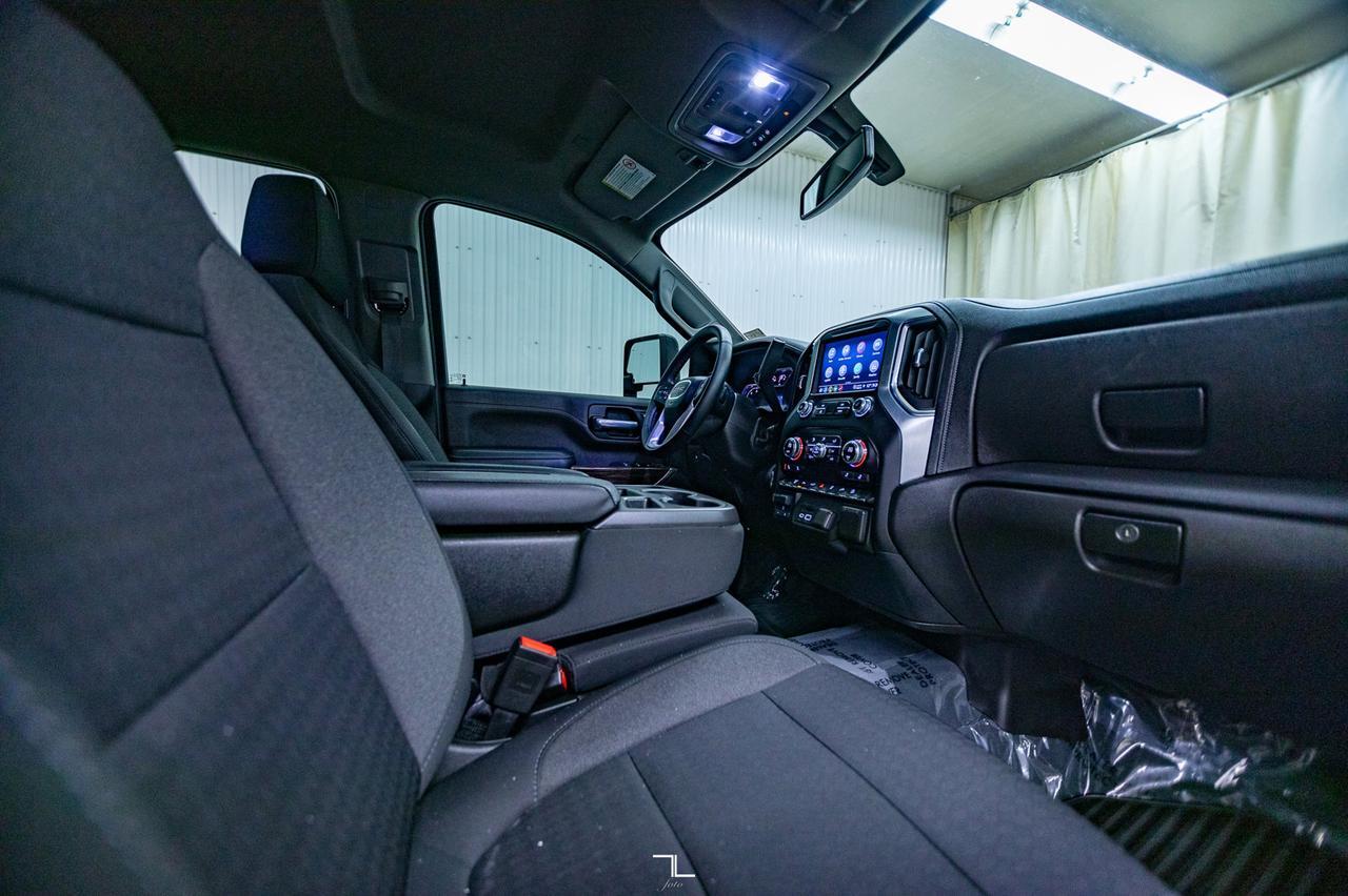 2023 GMC Sierra 3500HD 4x4 Crew Cab SLE X31 Diesel BCam Red Deer AB