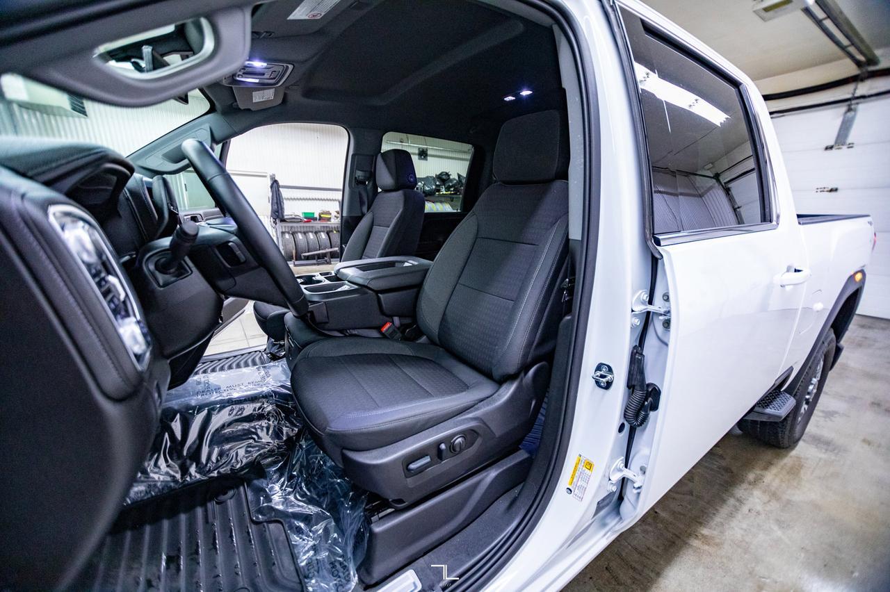 2023 GMC Sierra 3500HD 4x4 Crew Cab SLE X31 Diesel BCam Red Deer AB