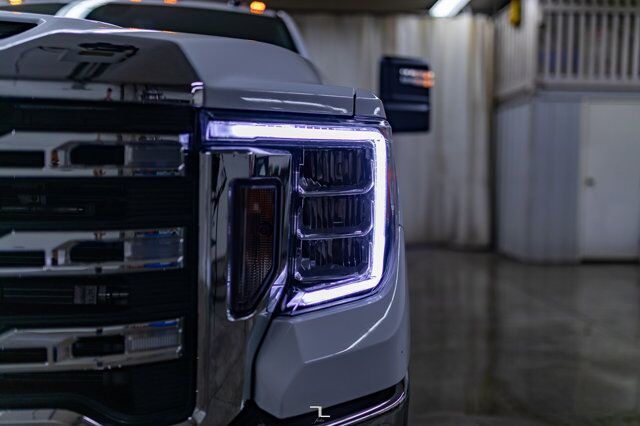 2023 GMC Sierra 3500HD 4x4 Crew Cab SLE X31 Diesel BCam Red Deer AB