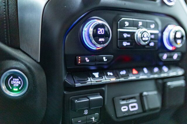 2023 GMC Sierra 3500HD 4x4 Crew Cab SLE X31 Diesel BCam Red Deer AB