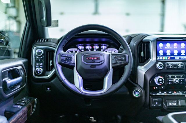 2023 GMC Sierra 3500HD 4x4 Crew Cab SLE X31 Diesel BCam Red Deer AB