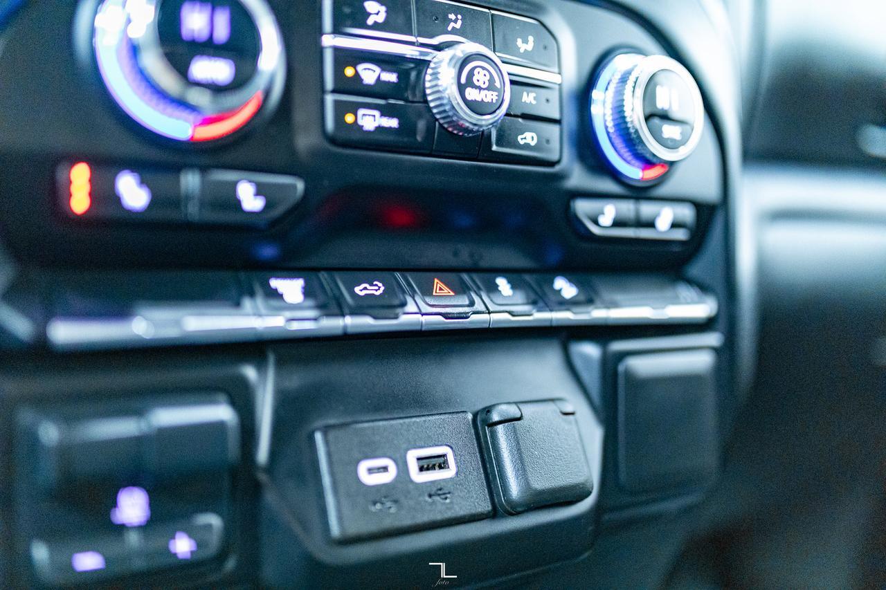 2023 GMC Sierra 3500HD 4x4 Crew Cab SLE X31 Longbox Diesel PSeat BCam Red Deer AB