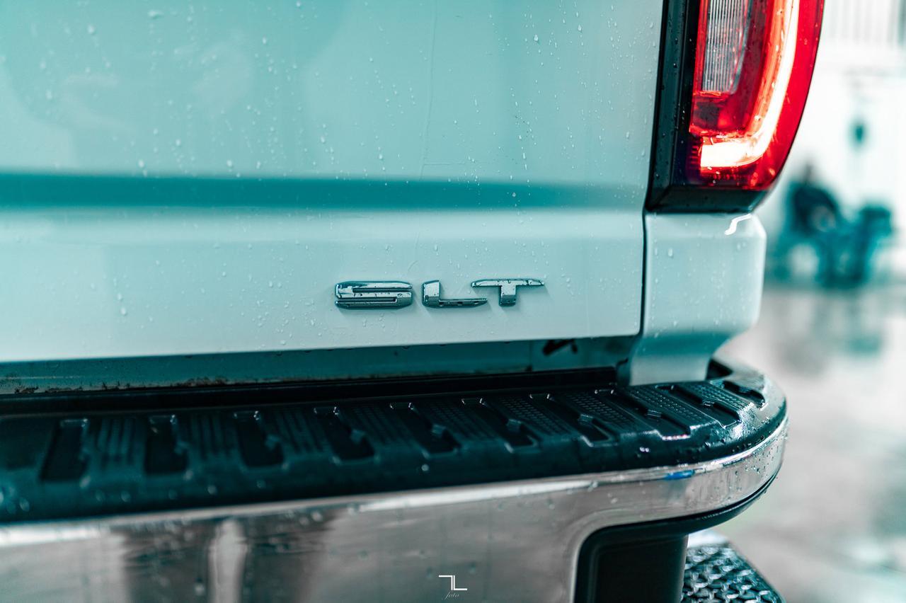 2023 GMC Sierra 3500HD 4x4 Crew Cab SLT Longbox Diesel Leather Nav BCam Red Deer AB