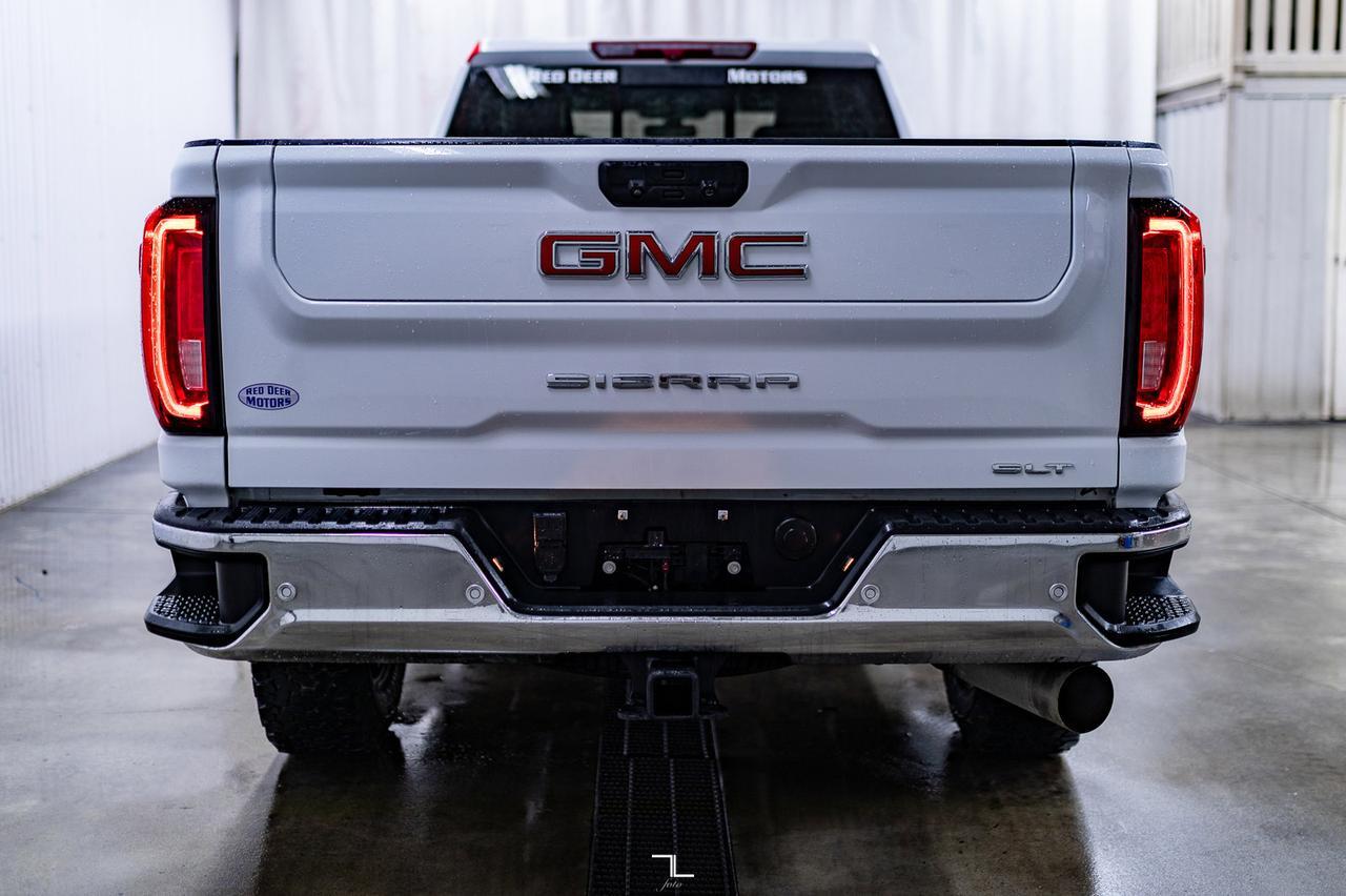 2023 GMC Sierra 3500HD 4x4 Crew Cab SLT Longbox Diesel Leather Nav BCam Red Deer AB