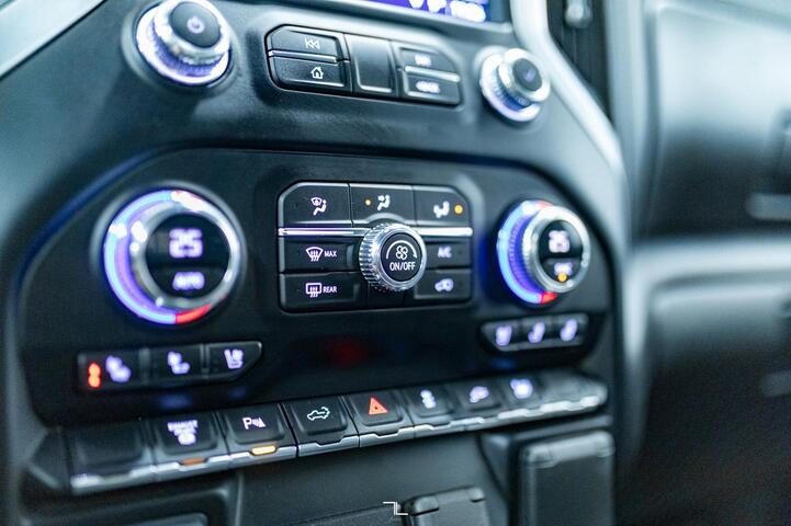 2023 GMC Sierra 3500HD 4x4 Crew Cab SLT Longbox Diesel Leather Nav BCam Red Deer AB 2023 GMC Sierra 3500HD 4x4 Crew Cab SLT Longbox Diesel Leather Nav BCam Red Deer AB