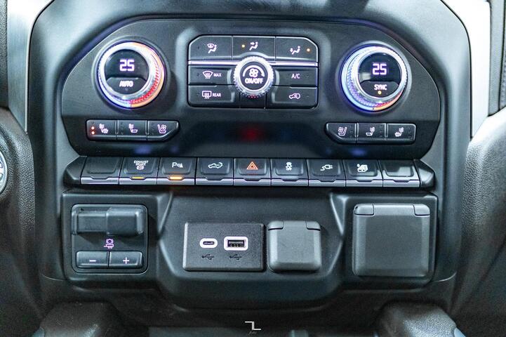 2023 GMC Sierra 3500HD 4x4 Crew Cab SLT Longbox Diesel Leather Nav BCam Red Deer AB 2023 GMC Sierra 3500HD 4x4 Crew Cab SLT Longbox Diesel Leather Nav BCam Red Deer AB