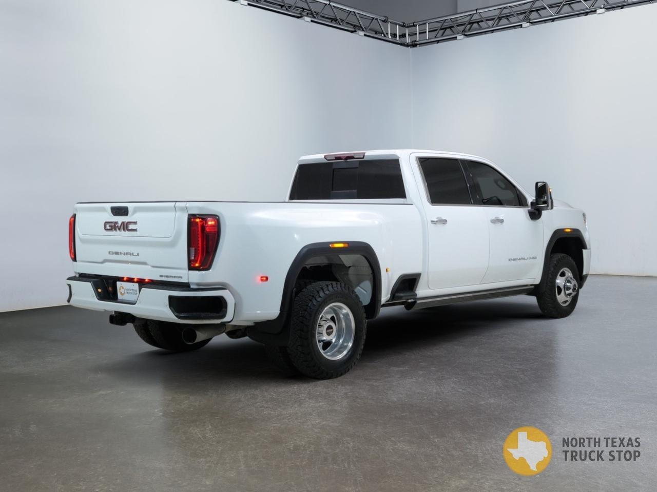 2023 GMC Sierra 3500HD Denali 6.6L Duramax 4x4 Mansfield TX