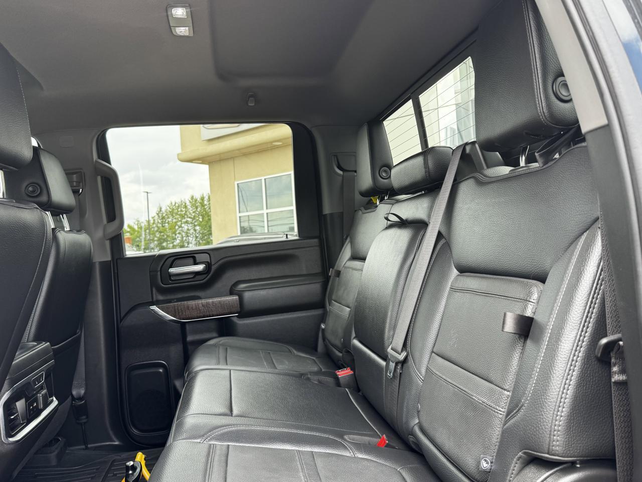 2023 GMC Sierra 3500HD Denali Crew Cab 4WD | Low KMs | Duramax Diesel V8 | Bose Sound | Backup Camera | OnStar Redwater AB