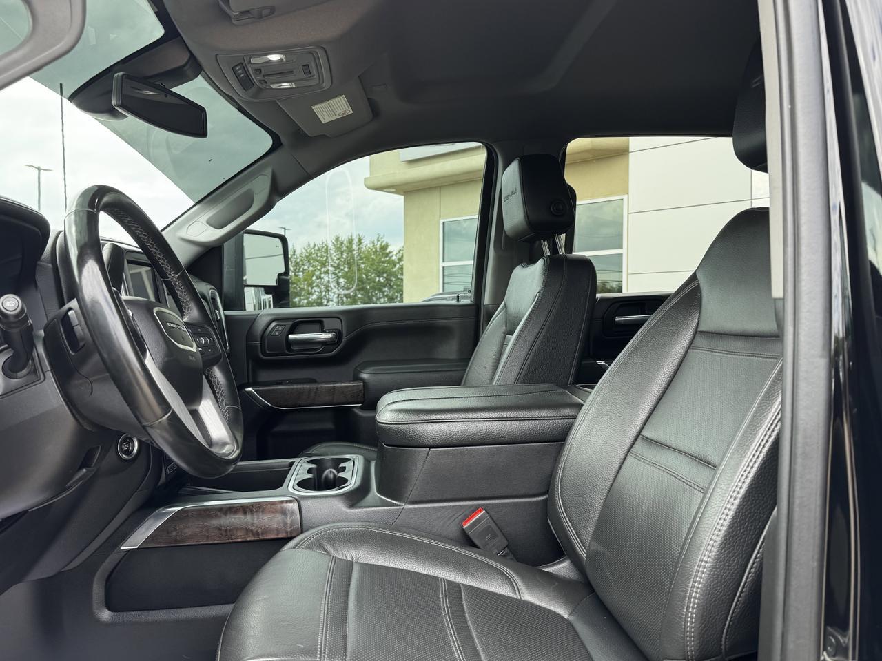 2023 GMC Sierra 3500HD Denali Crew Cab 4WD | Low KMs | Duramax Diesel V8 | Bose Sound | Backup Camera | OnStar Redwater AB