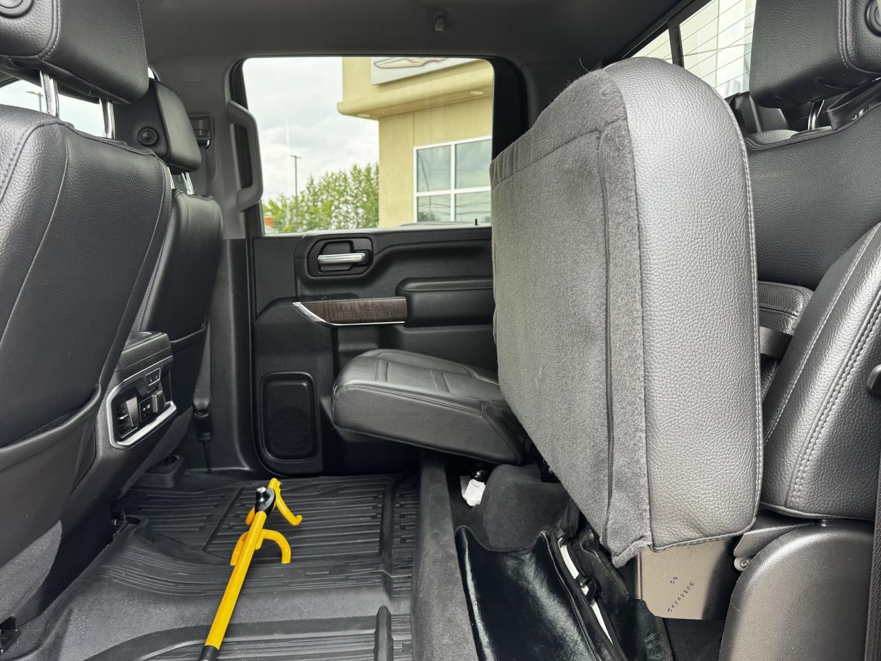 2023 GMC Sierra 3500HD Denali Crew Cab 4WD | Low KMs | Duramax Diesel V8 | Bose Sound | Backup Camera | OnStar Redwater AB