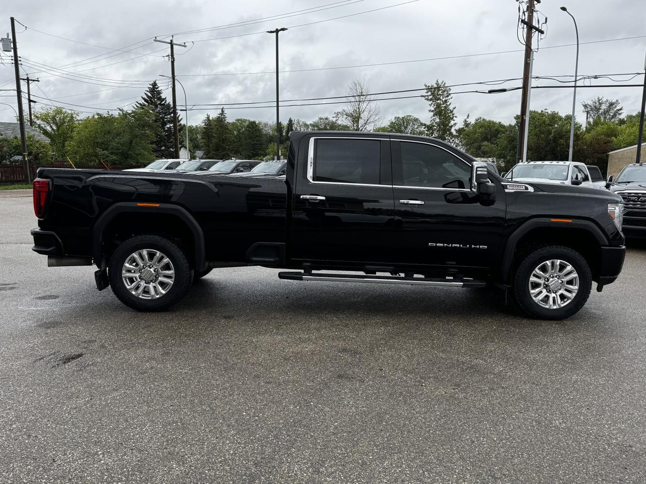2023 GMC Sierra 3500HD Denali Crew Cab 4WD | Low KMs | Duramax Diesel V8 | Bose Sound | Backup Camera | OnStar Redwater AB
