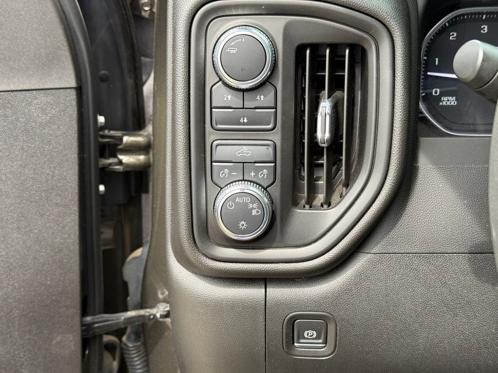 2023 GMC Sierra 3500HD Pro Crestwood KY