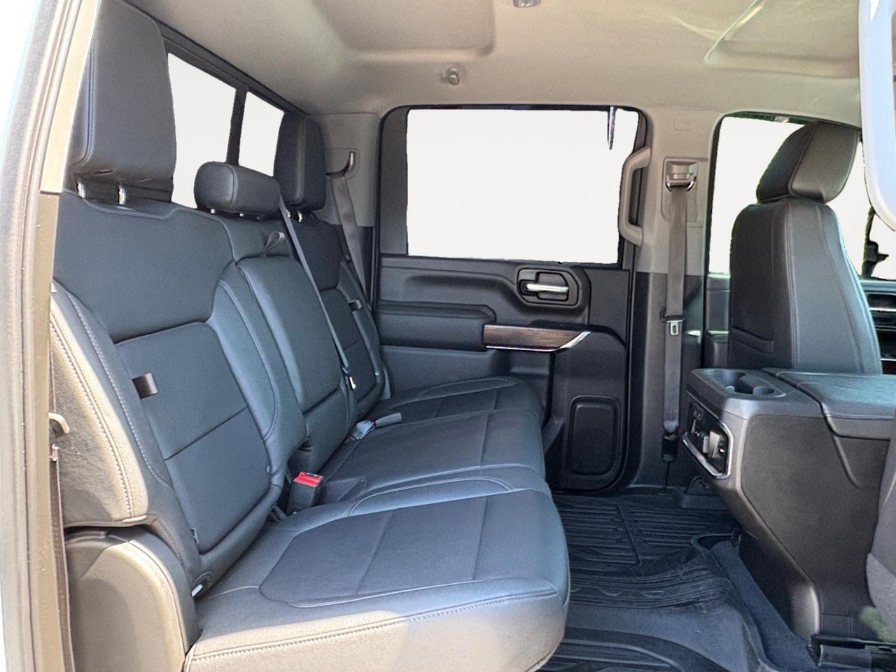 2023 GMC Sierra 3500HD SLT, RUNNING BOARDS, MULTIPRO TAILGATE, LANE CHANGE ALERT, BLIND SPOT MONITORING, 5TH WHEEL/GOOSENECK TOW PACKAGE, 360 BACKUP CAMERA, HEATED STEERING WHEEL & SEATS, APPLE CARPLAY/ANDROID AUTO, CLEAN CARFAX, GO BIG IN THIS GMC! Virginia Beach VA