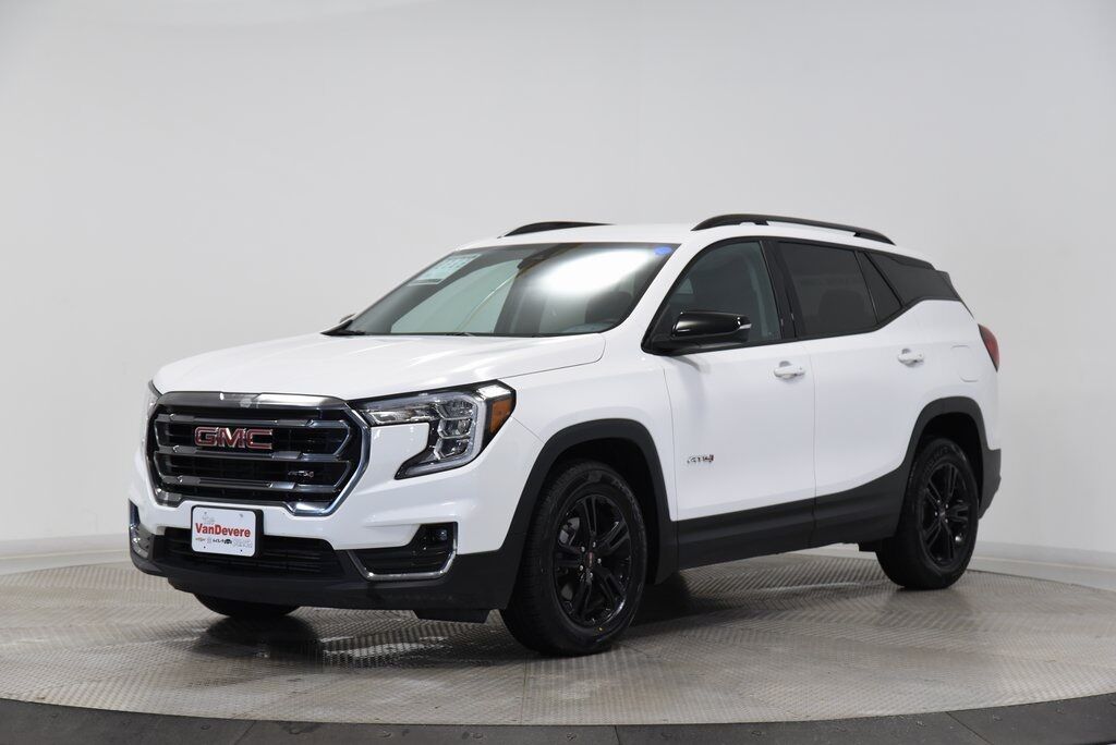2023 GMC Terrain AT4 Akron