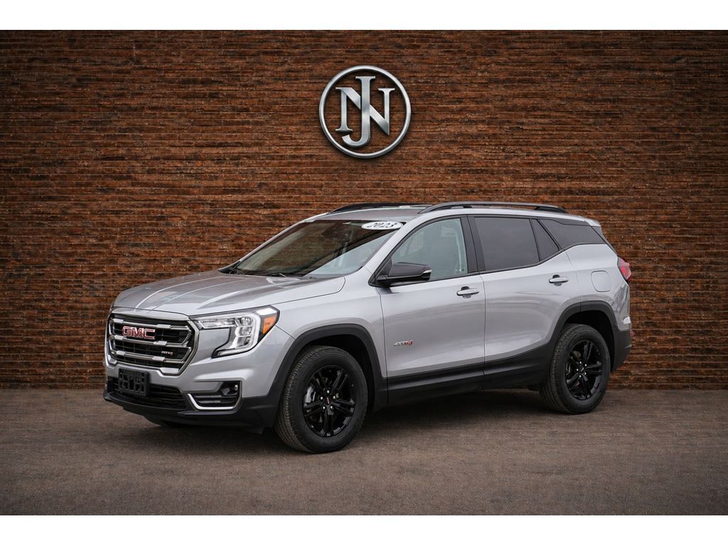 2023 GMC Terrain AT4