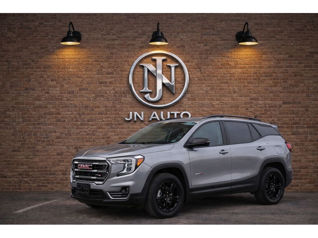 2023 GMC Terrain AT4