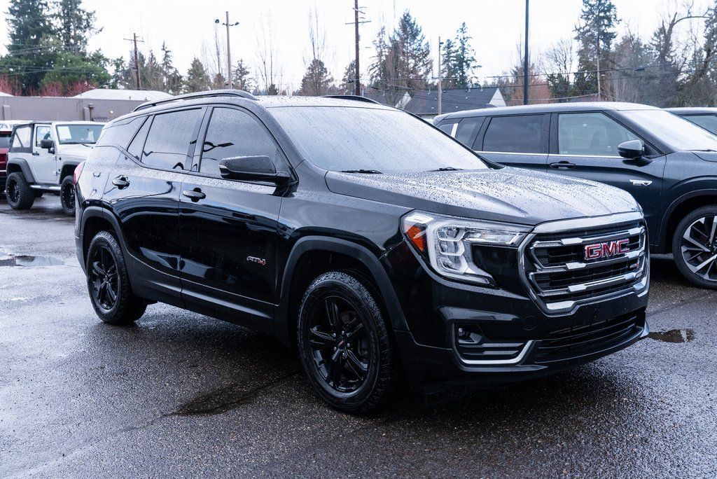 2023 GMC Terrain AT4