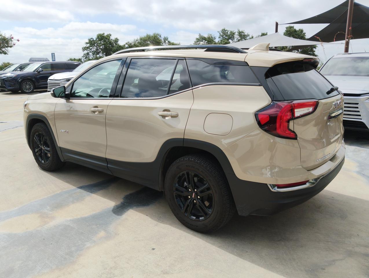 2023 GMC Terrain AT4