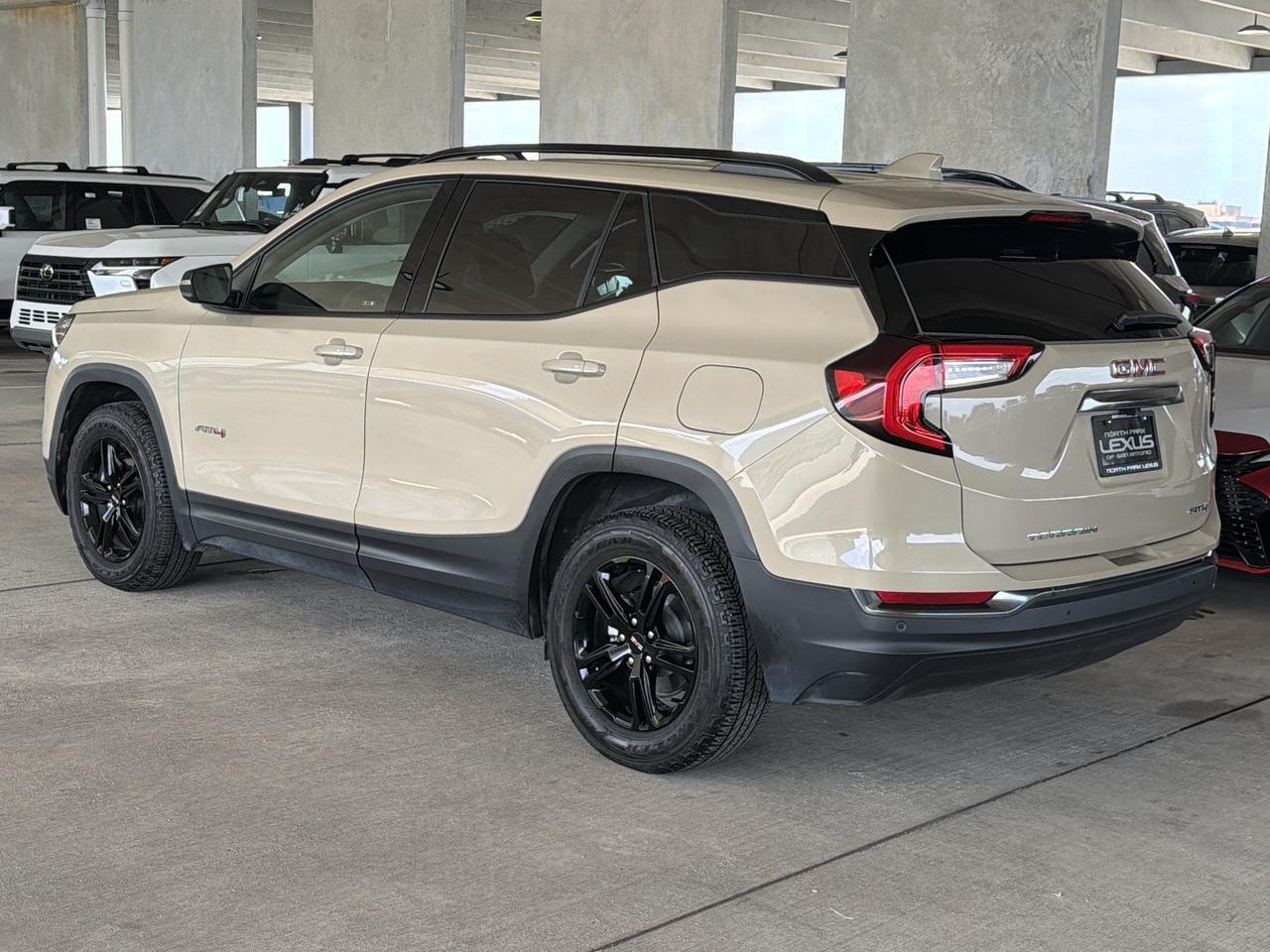2023 GMC Terrain AT4