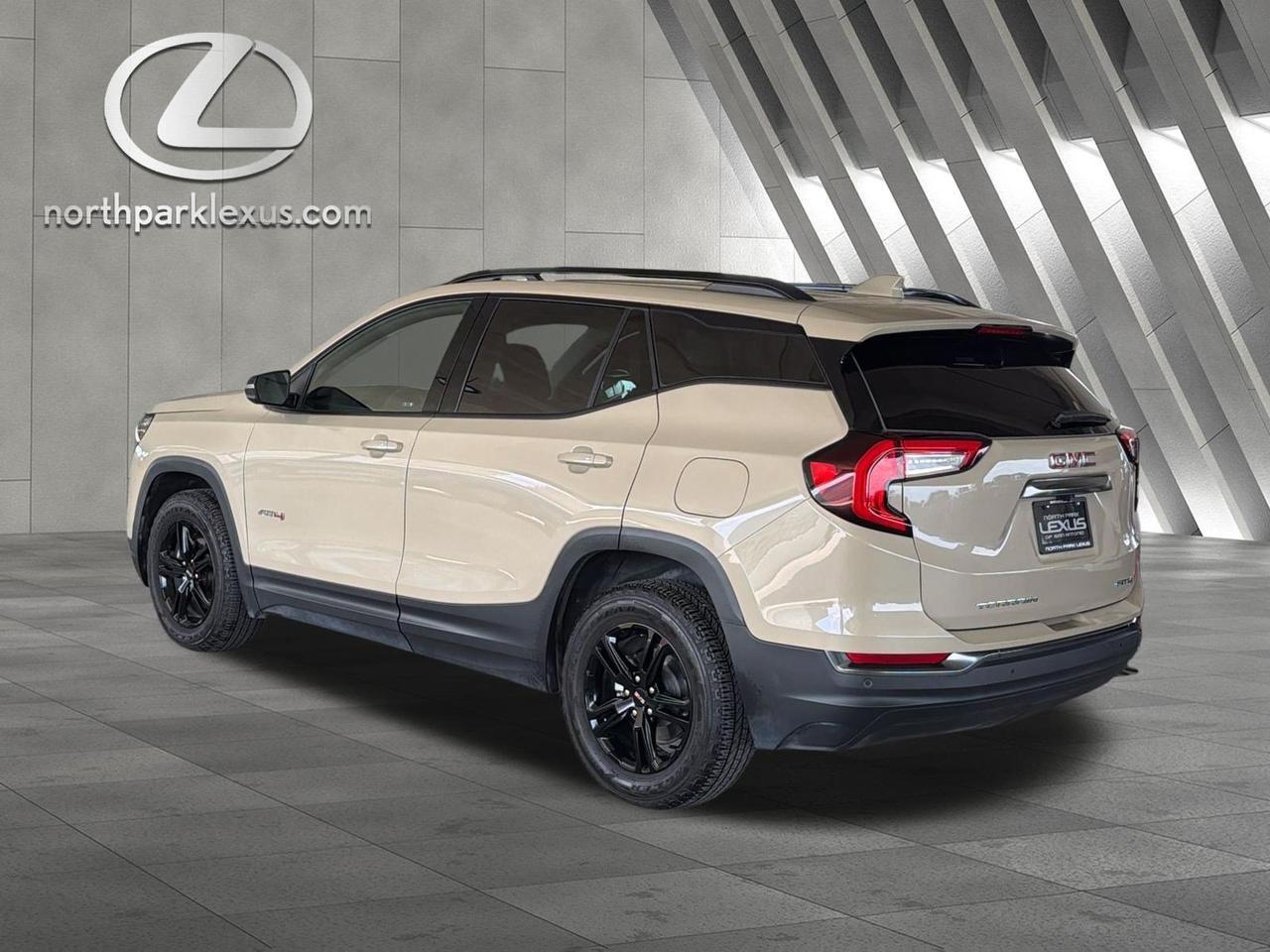 2023 GMC Terrain AT4