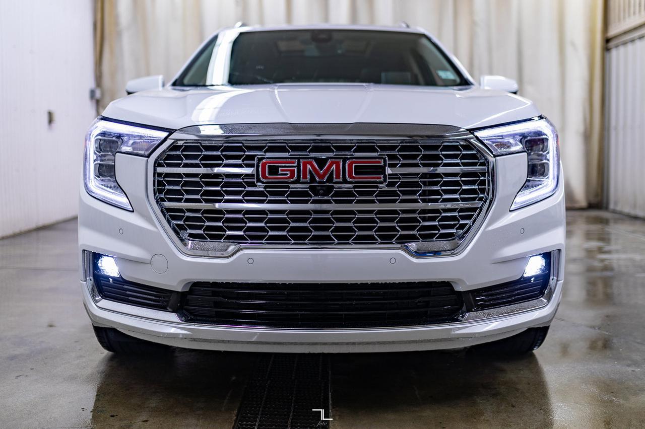 2023 GMC Terrain AWD Denali Leather Roof Nav BCam Red Deer AB