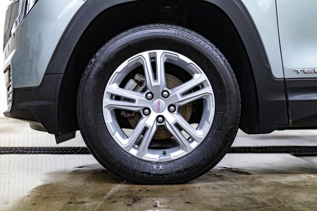 2023 GMC Terrain AWD SLE Nav Roof BCam Red Deer AB