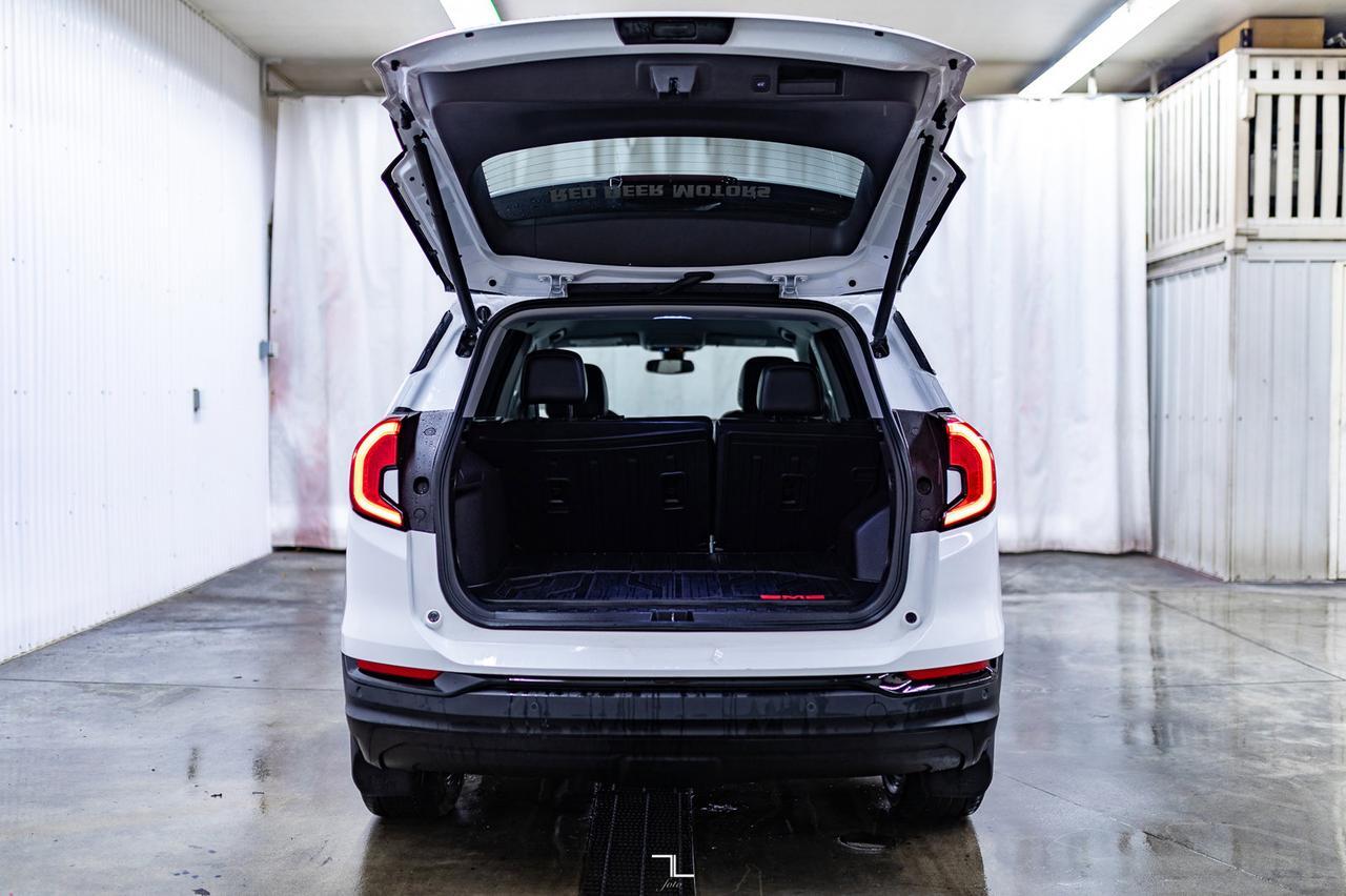 2023 GMC Terrain AWD SLT Elevation Leather BCam Red Deer AB