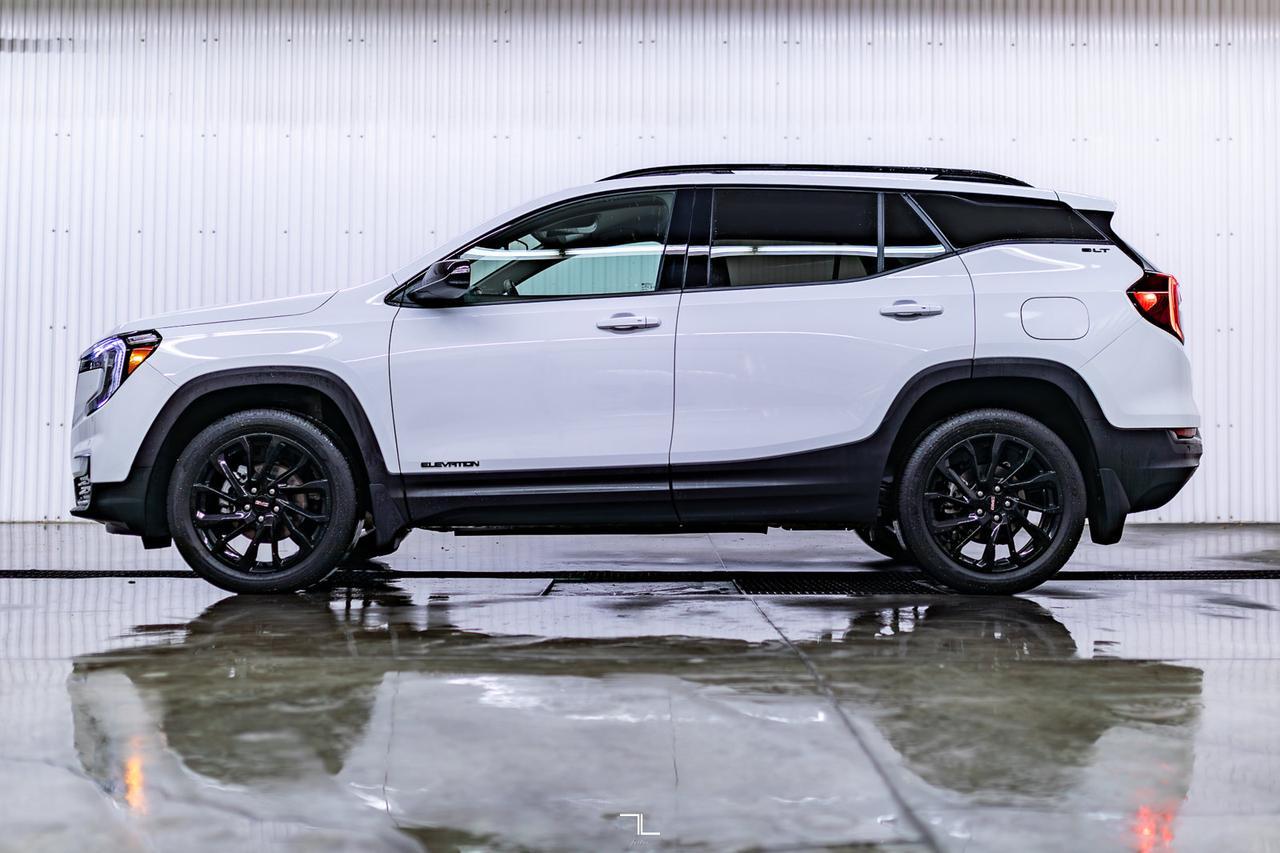 2023 GMC Terrain AWD SLT Elevation Leather BCam Red Deer AB