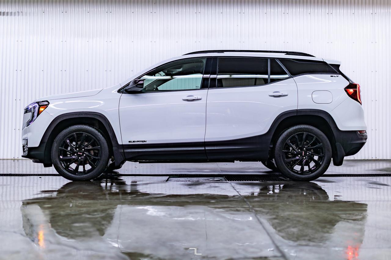2023 GMC Terrain AWD SLT Elevation Leather BCam Red Deer AB