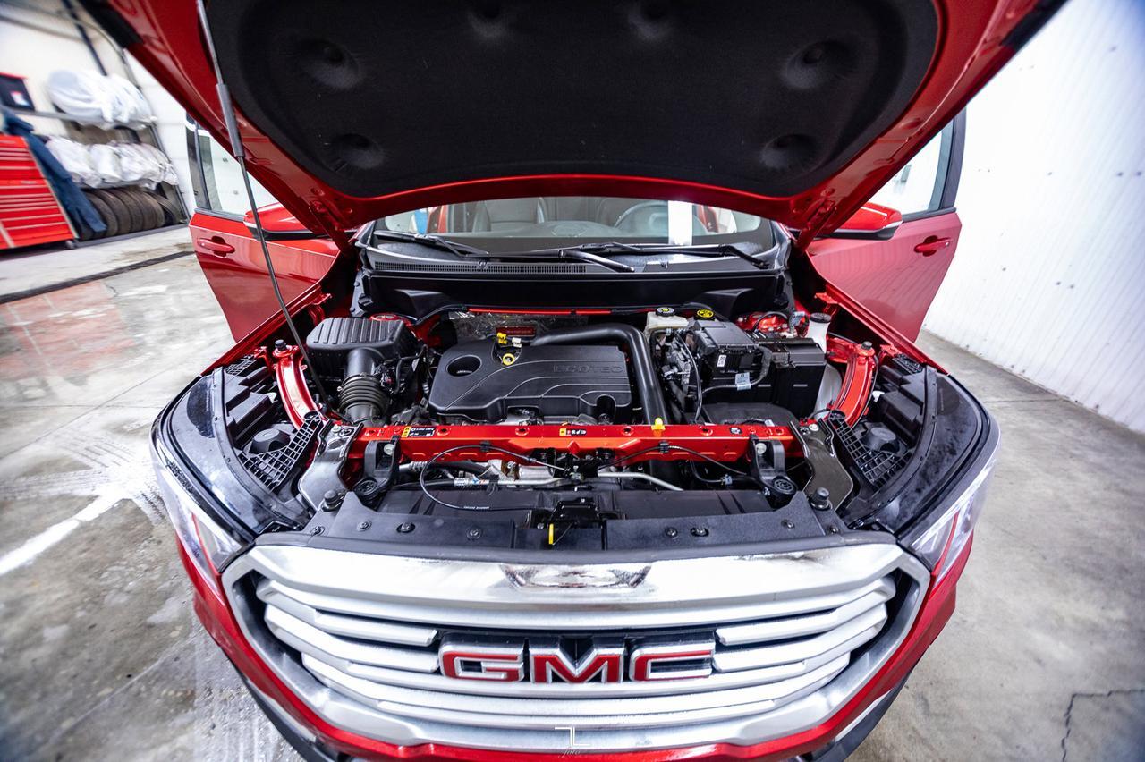 2023 GMC Terrain AWD SLT Leather Roof Nav BCam Red Deer AB