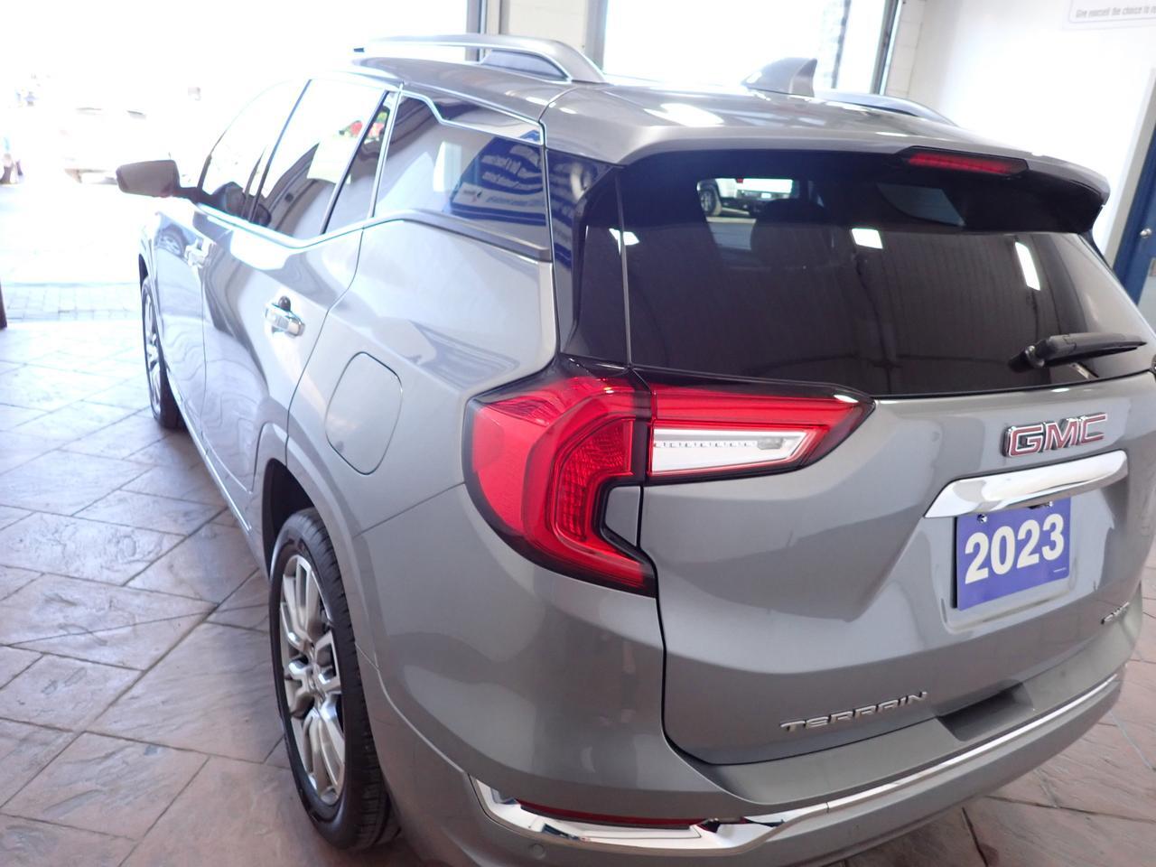 2023 GMC Terrain Denali AWD 4DR LEATHER NAVI SUNROOF Listowel ON