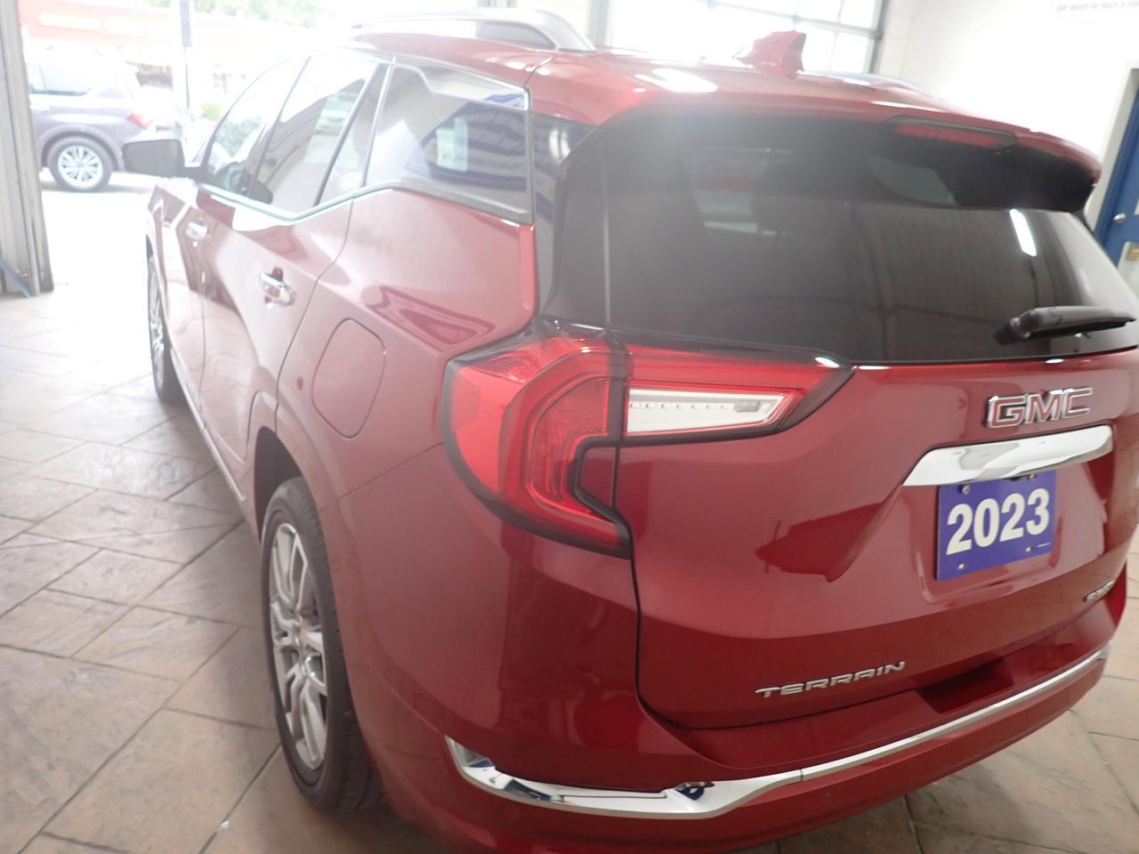 2023 GMC Terrain Denali AWD LEATHER NAVI SUNROOF Listowel ON