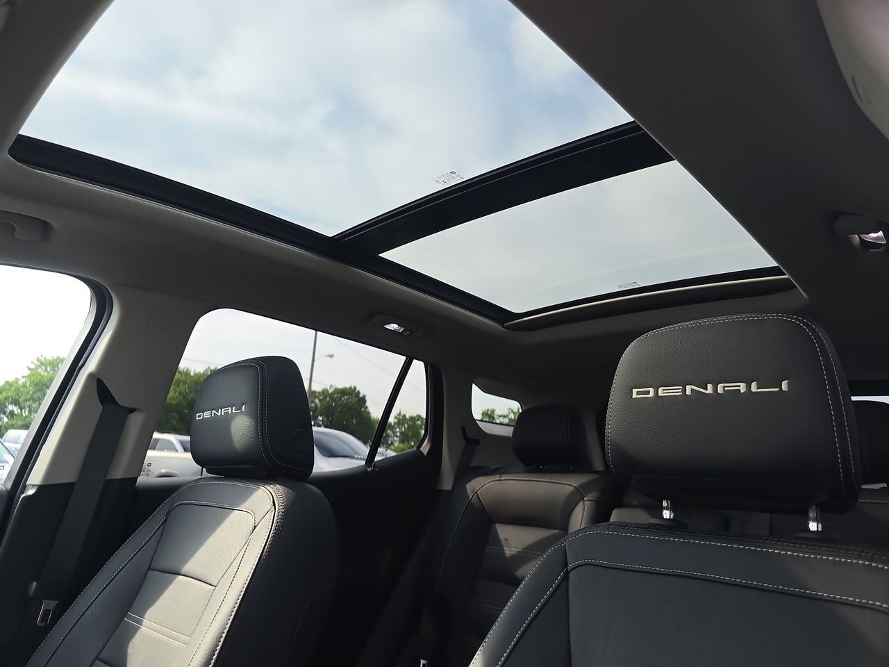 2023 GMC Terrain Denali Columbus OH