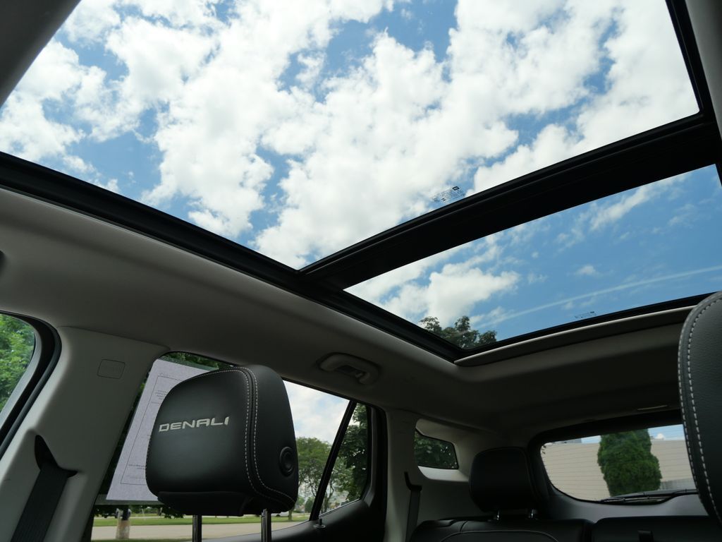 2023 GMC Terrain Denali Mt Pleasant MI
