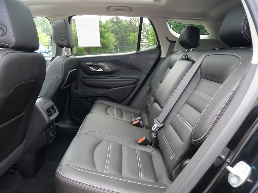2023 GMC Terrain Denali Mt Pleasant MI