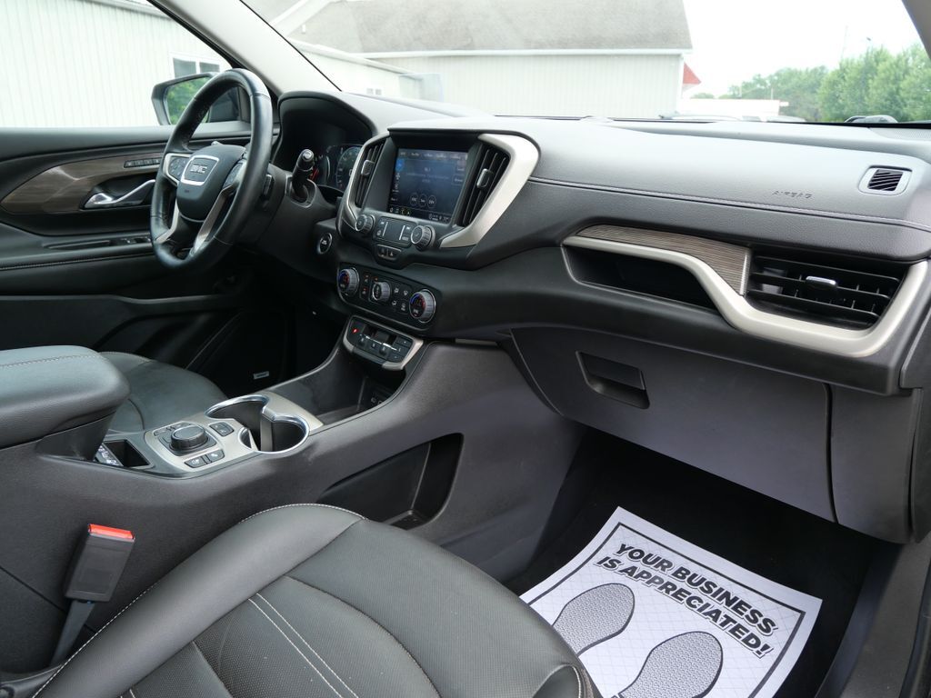 2023 GMC Terrain Denali Mt Pleasant MI