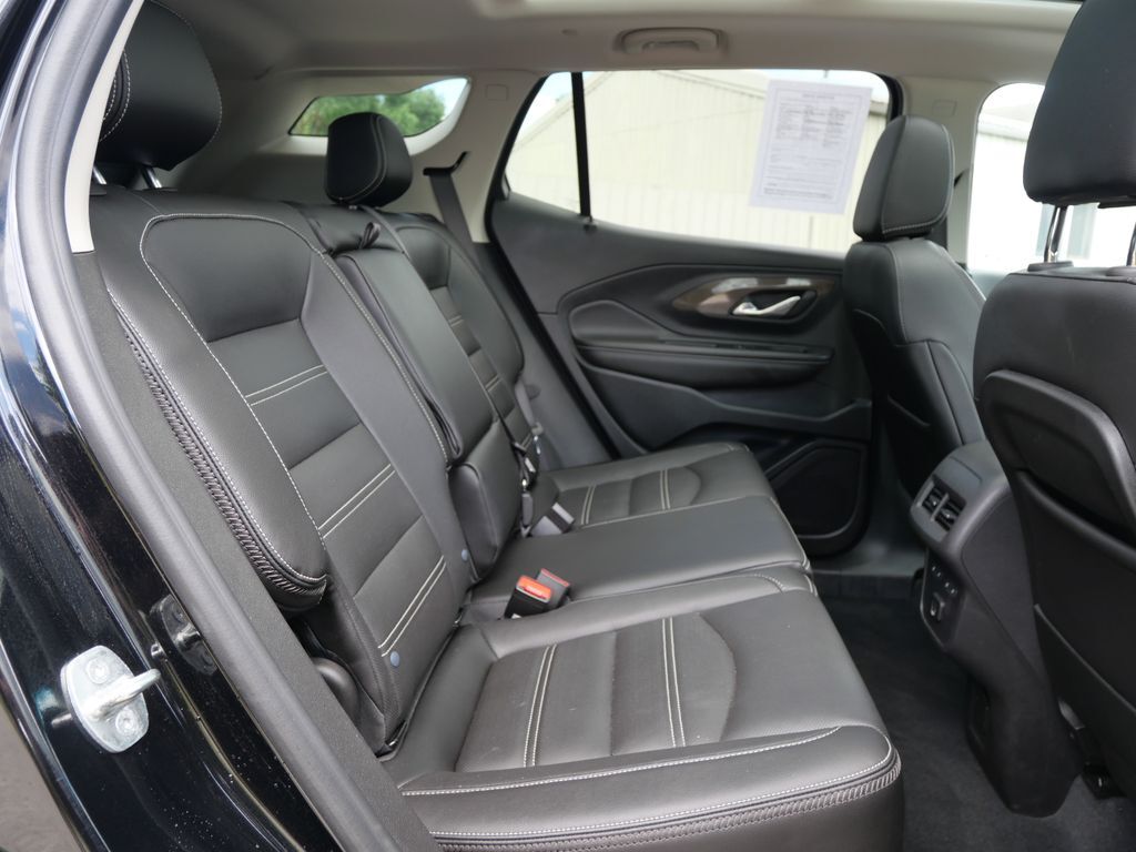 2023 GMC Terrain Denali Mt Pleasant MI